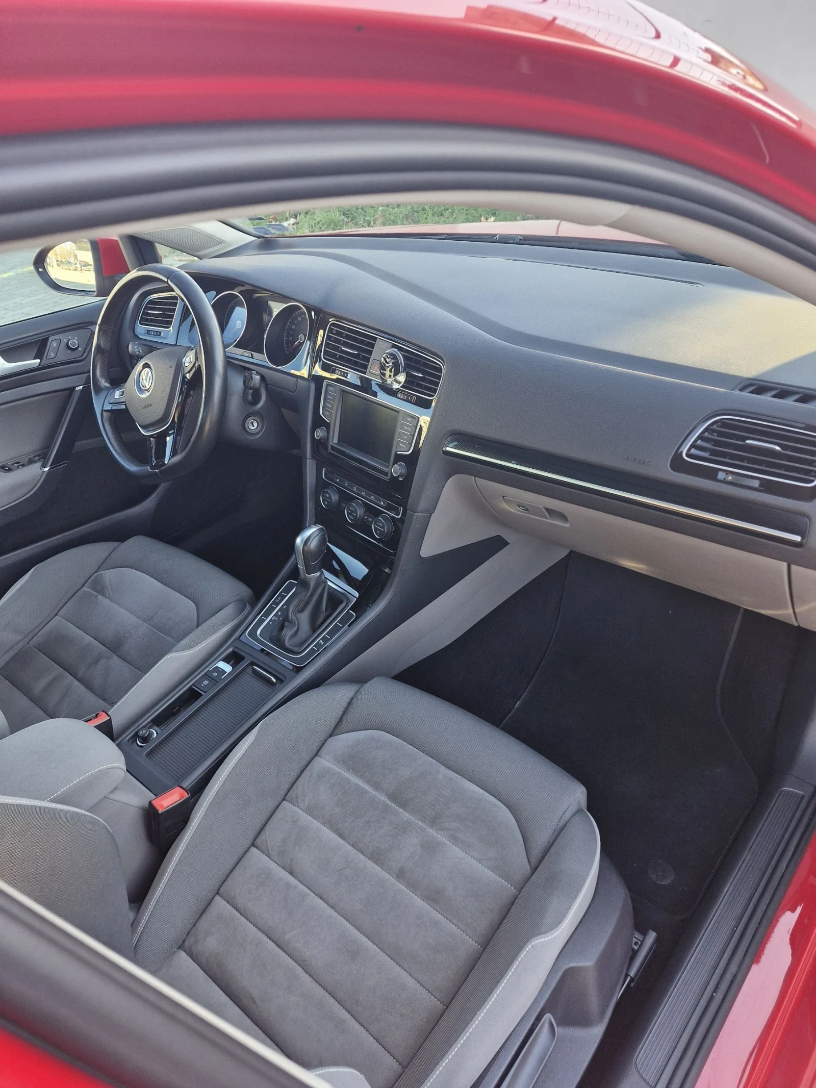 VW Golf Golf, снимка 3 - Автомобили и джипове - 54800376