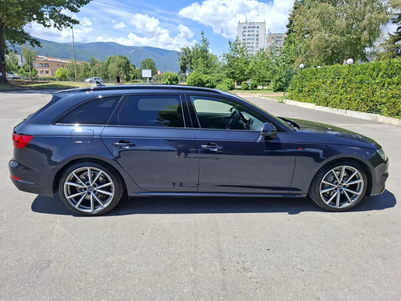 Audi A4 S-line, снимка 2 - Автомобили и джипове - 54937572