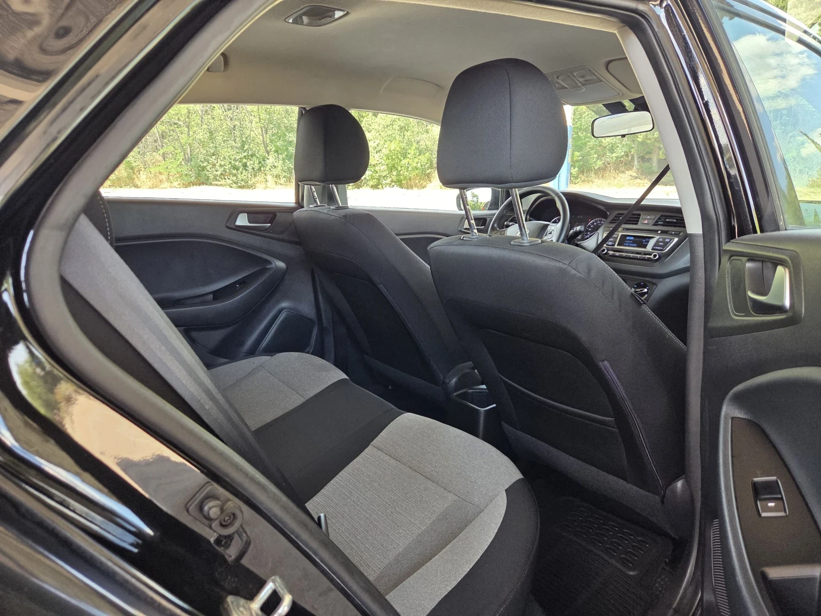 Hyundai I20 1, 3 i 82 hp | Mobile.bg � ����������� 11