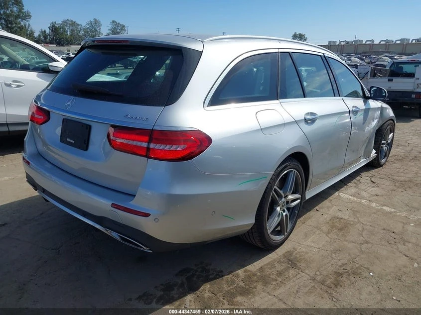 Mercedes-Benz E 450 4MATIC Автокредит Цена до България, снимка 5 - Автомобили и джипове - 55132856