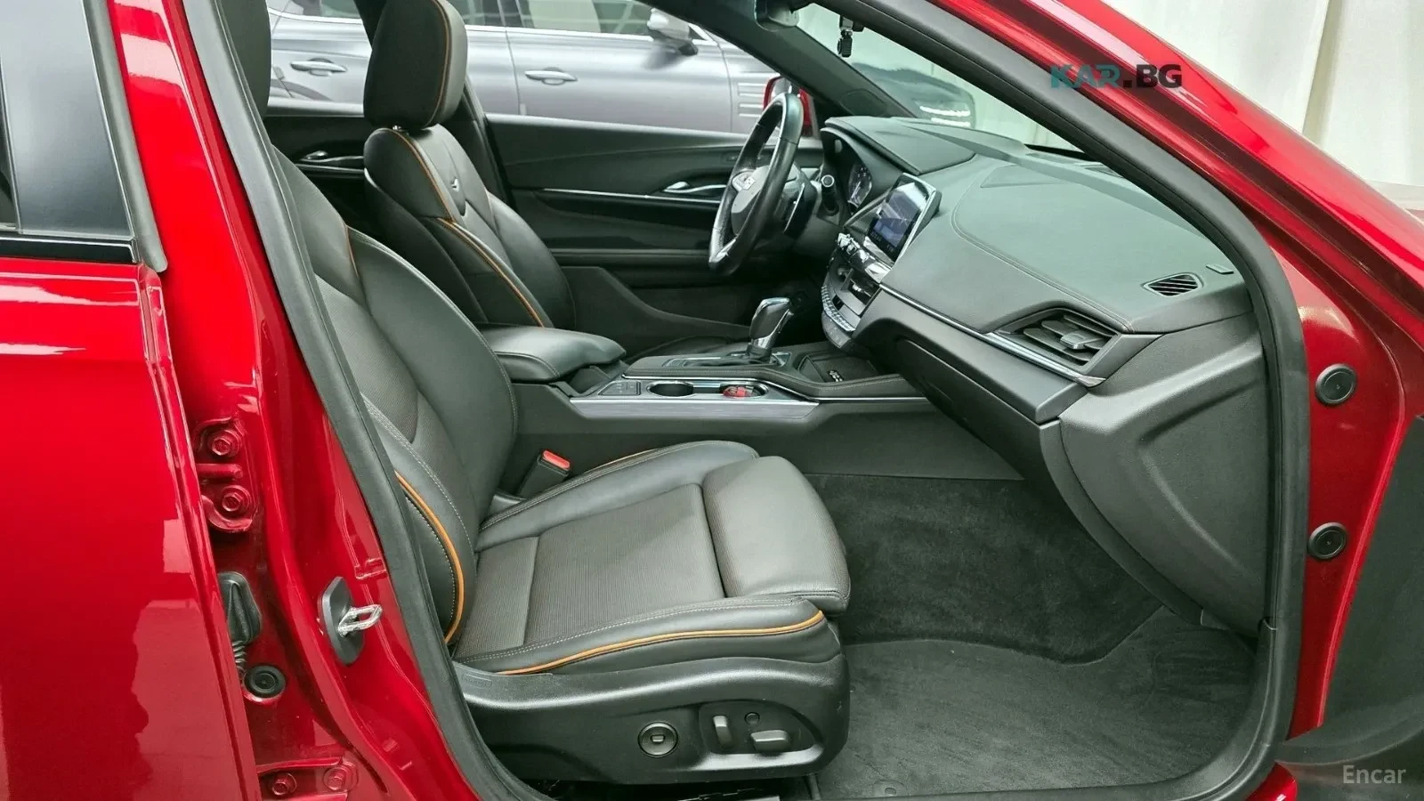 Cadillac CT6 * LED* ПАНО* KEYLESS* Camera* ПОДГРЕВ* , снимка 4 - Автомобили и джипове - 55146477