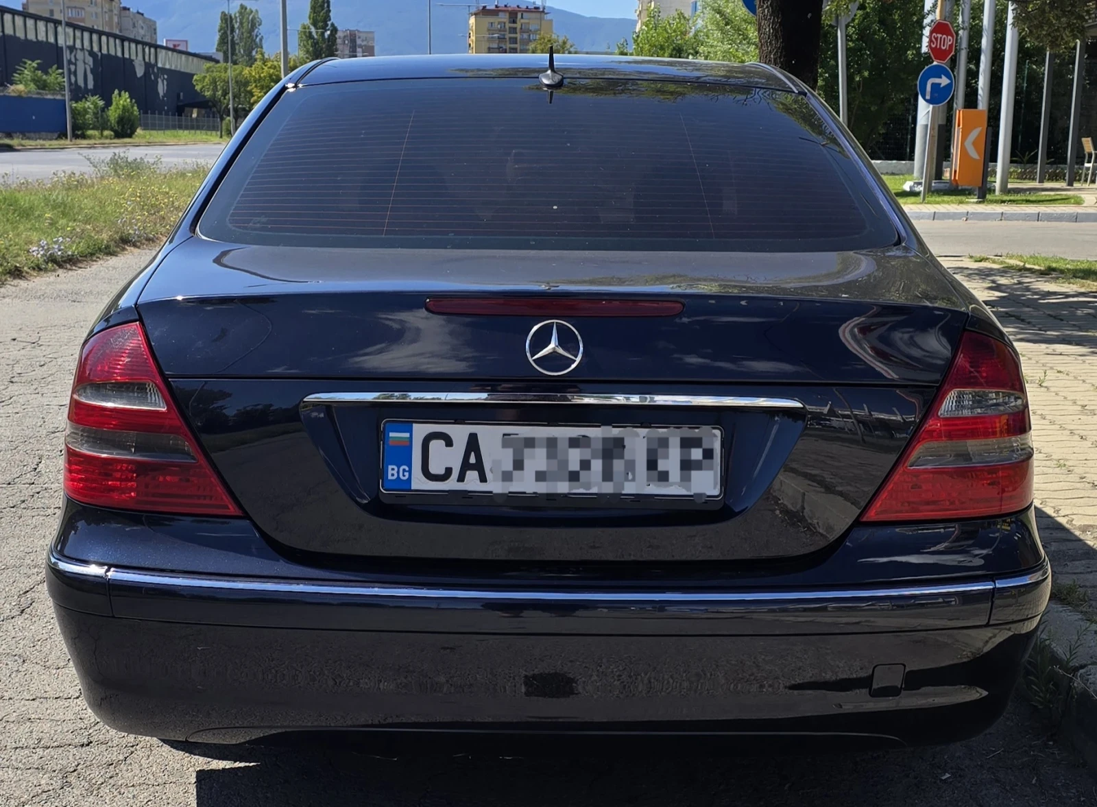 Mercedes-Benz E 220 Elegance 220 CDI 150PH, снимка 4 - Автомобили и джипове - 55679013