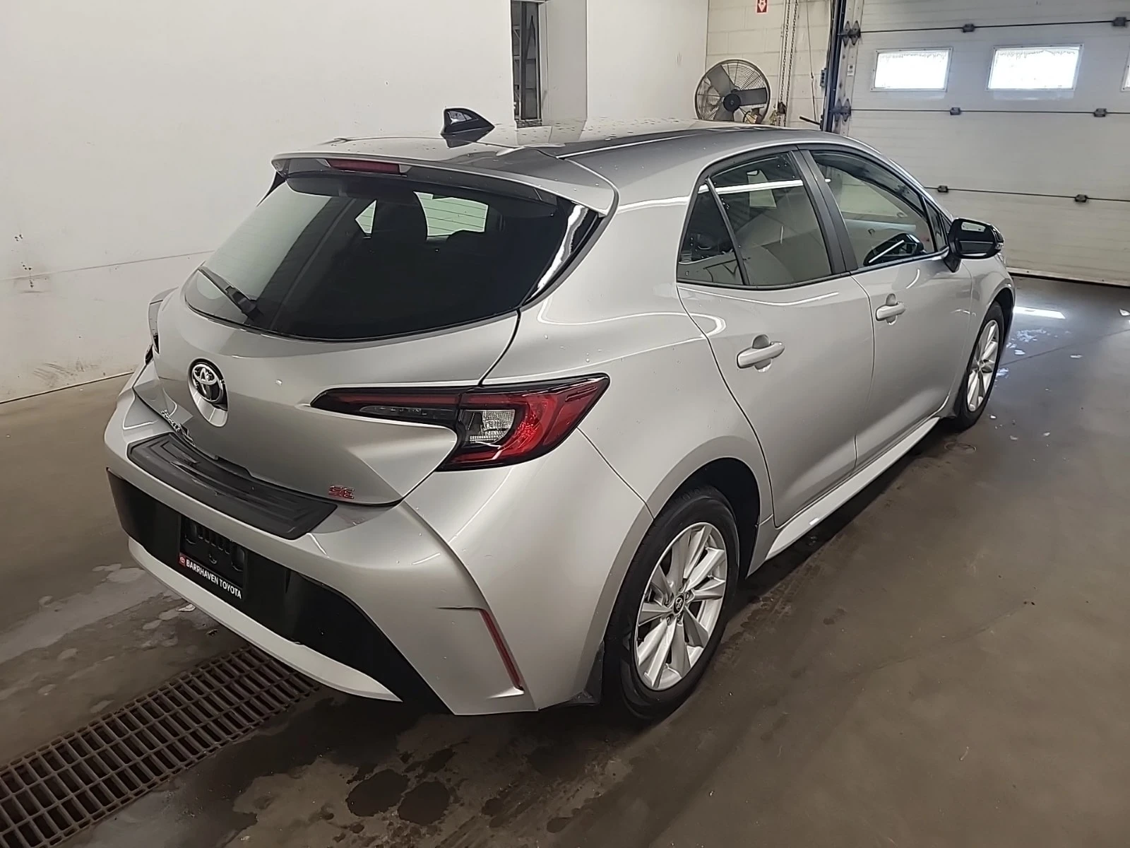 Toyota Corolla CVT| ПОДГРЕВИ| ЗАДНА КАМЕРА| 2 КЛЮЧА| , снимка 3 - Автомобили и джипове - 55815317