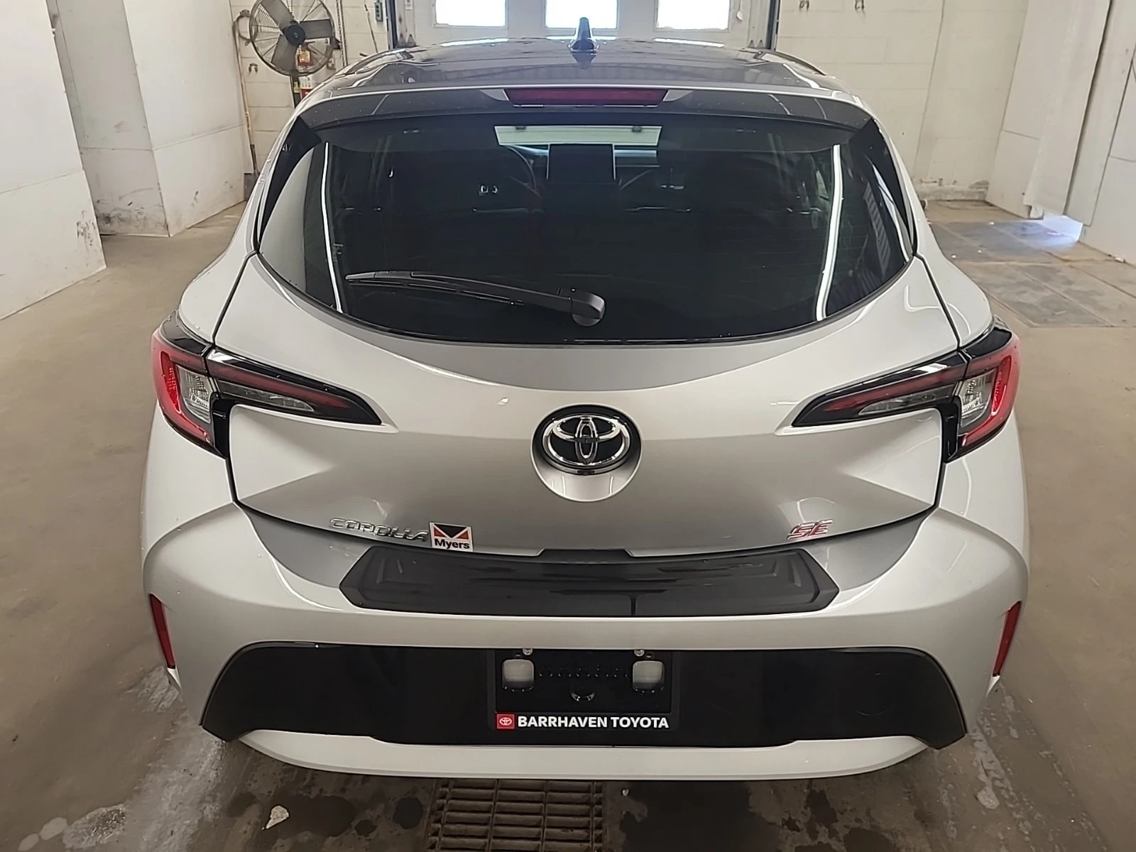 Toyota Corolla CVT| ПОДГРЕВИ| ЗАДНА КАМЕРА| 2 КЛЮЧА| , снимка 16 - Автомобили и джипове - 55815317