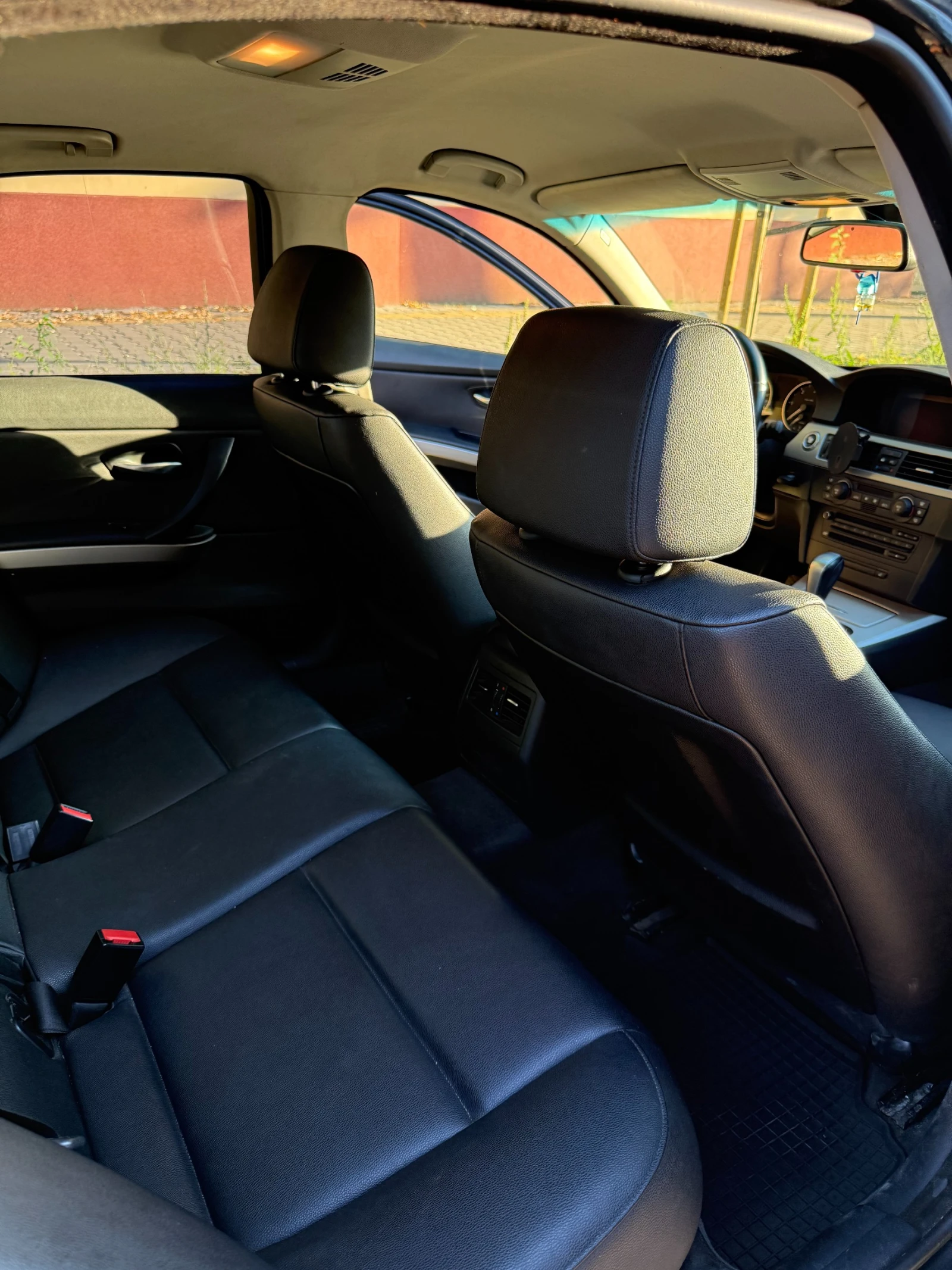 BMW 320, снимка 14 - Автомобили и джипове - 56062220