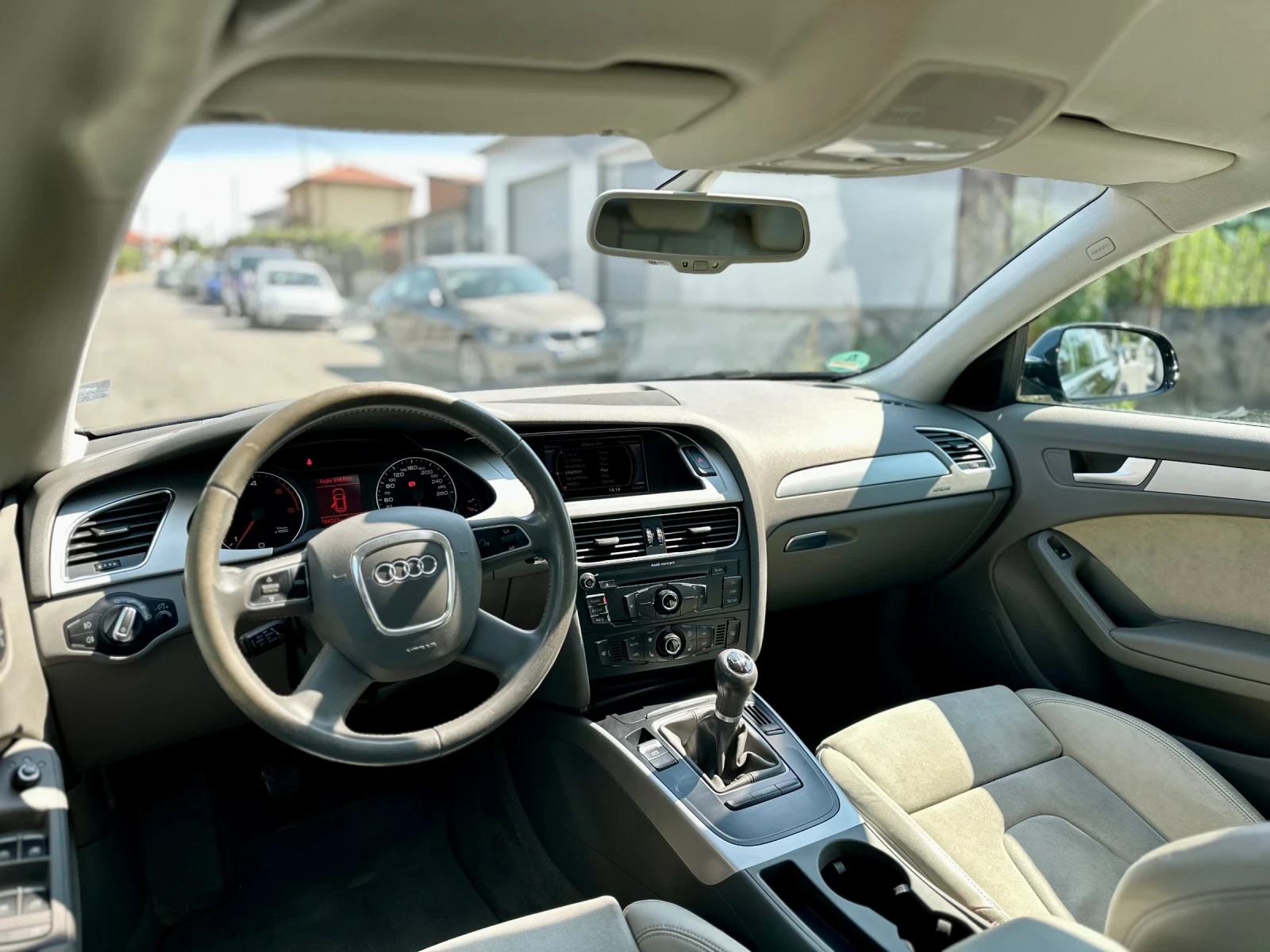 Audi A4 2.0 TDI , снимка 9 - Автомобили и джипове - 56111214