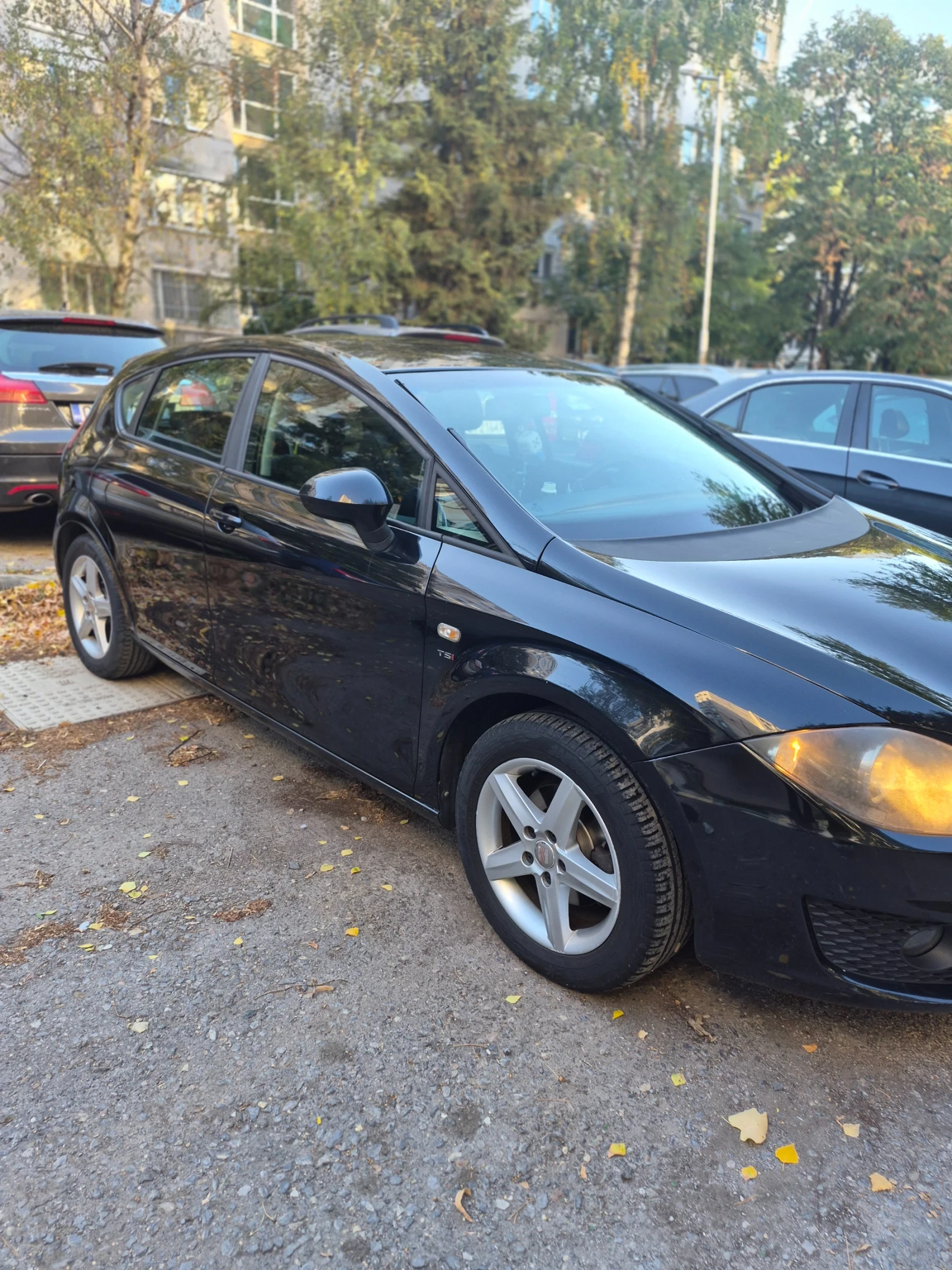 Seat Leon 1, 2 TSI TURBO, снимка 3 - Автомобили и джипове - 56309962