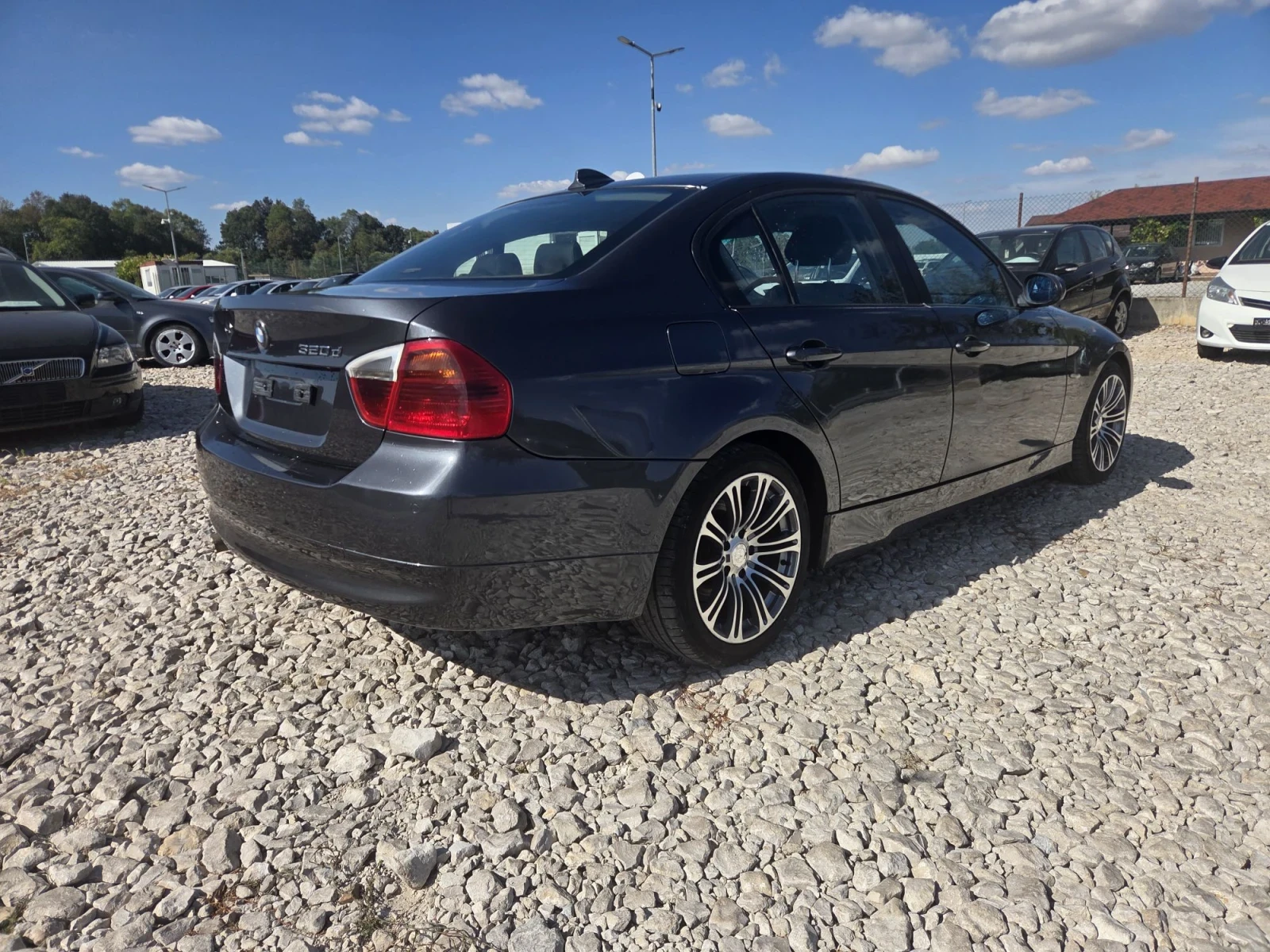 BMW 320 Navi* xenon* внос Италия, снимка 4 - Автомобили и джипове - 56313054