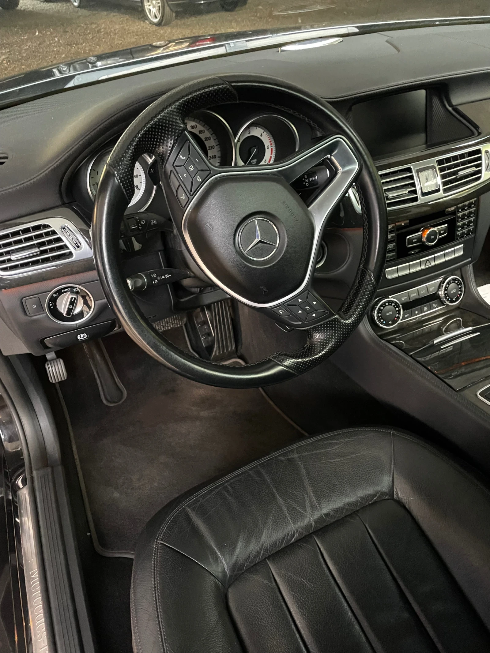 Mercedes-Benz CLS 350, снимка 8 - Автомобили и джипове - 56620014