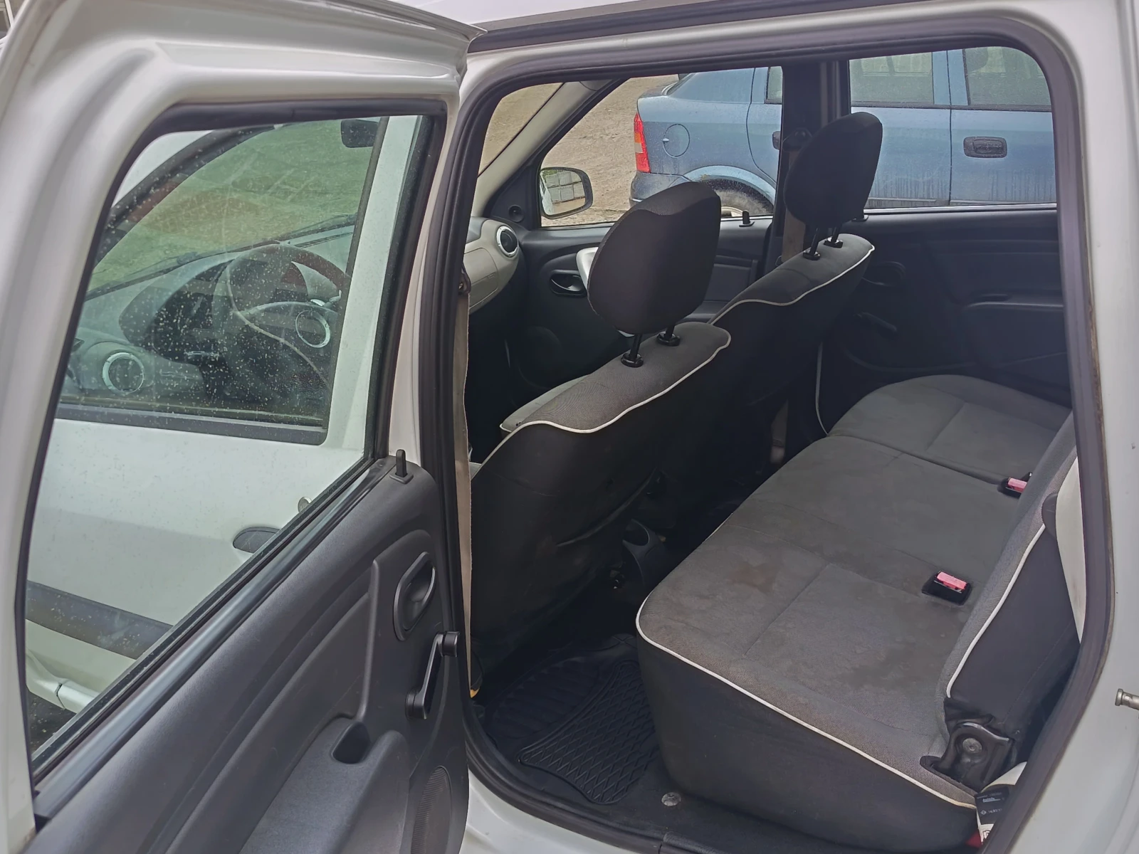 Dacia Logan, снимка 3 - Автомобили и джипове - 56725022