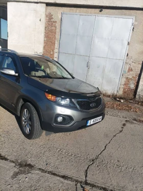 Kia Sorento Kia Sorento 2.4i 4WD Automatic, ГАЗ, снимка 2