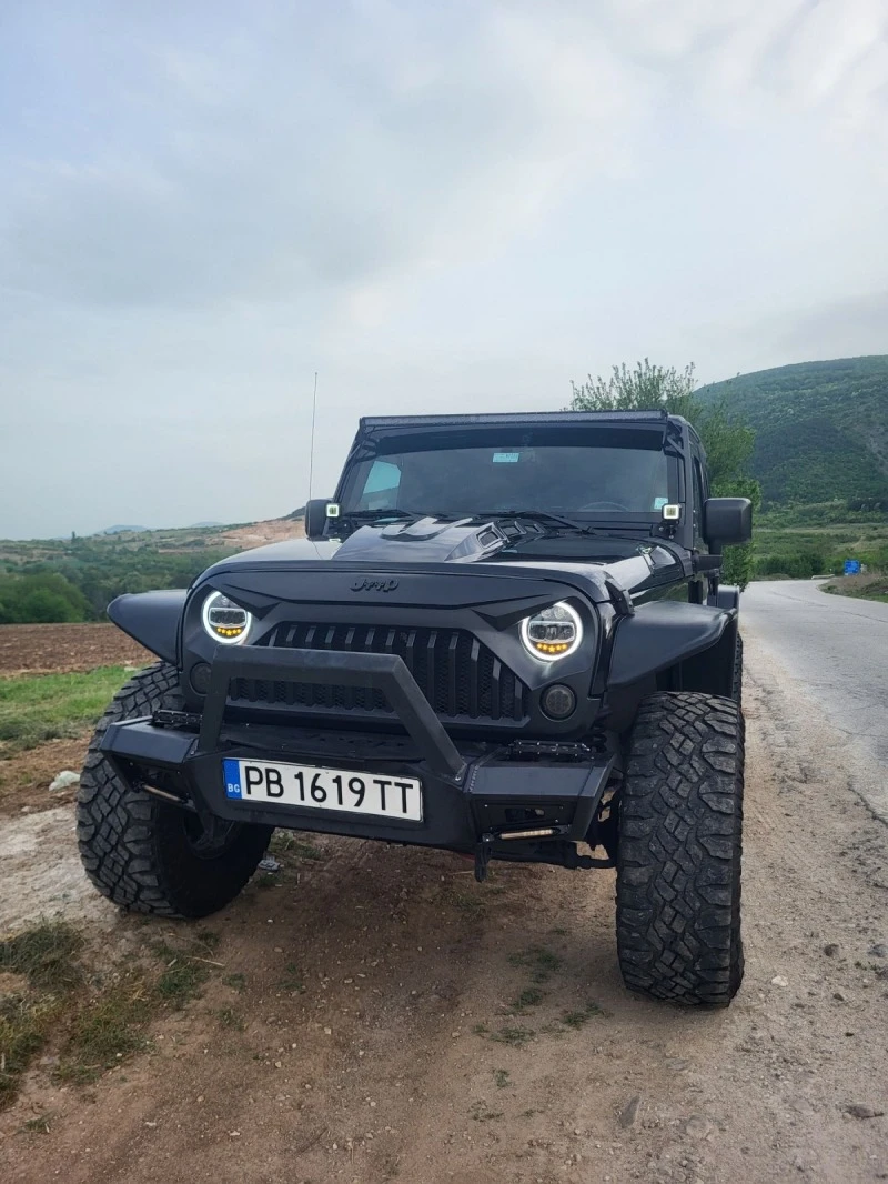 Jeep Wrangler, снимка 2 - Автомобили и джипове - 46420256