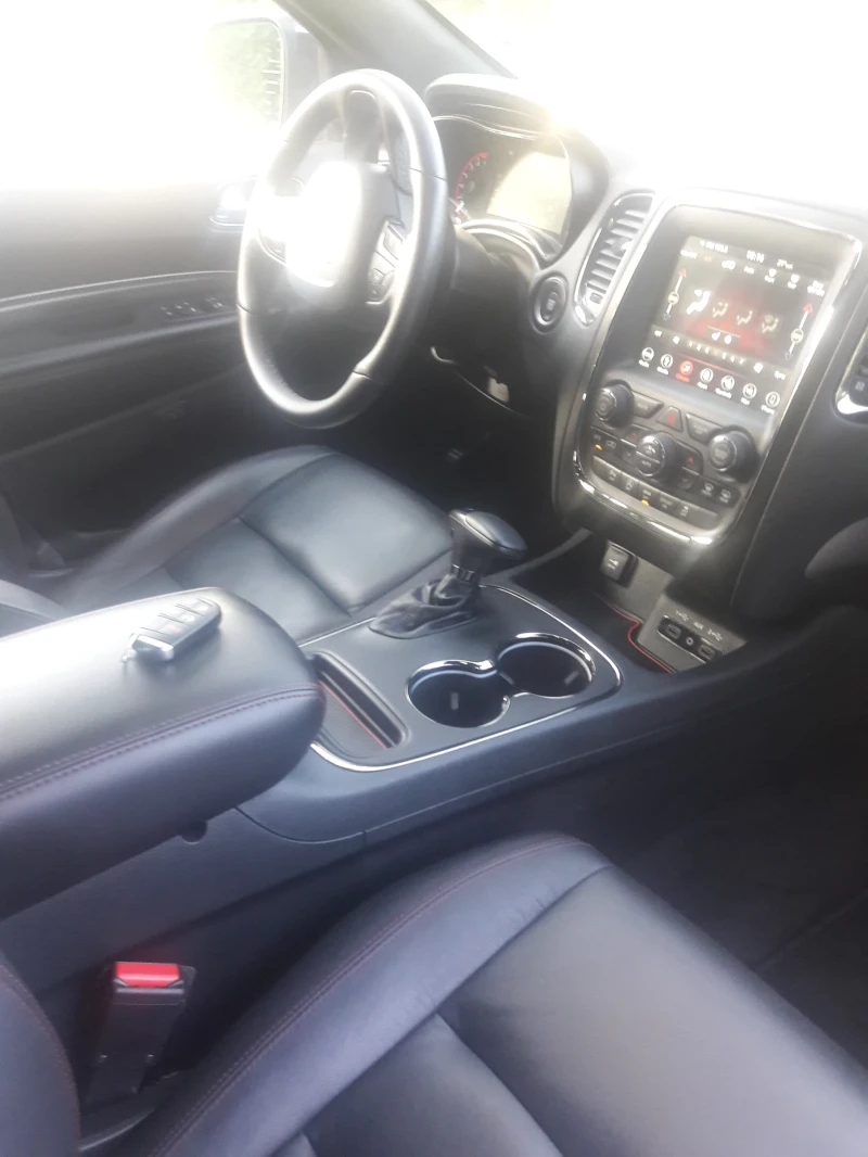 Dodge Durango, снимка 11 - Автомобили и джипове - 51044946