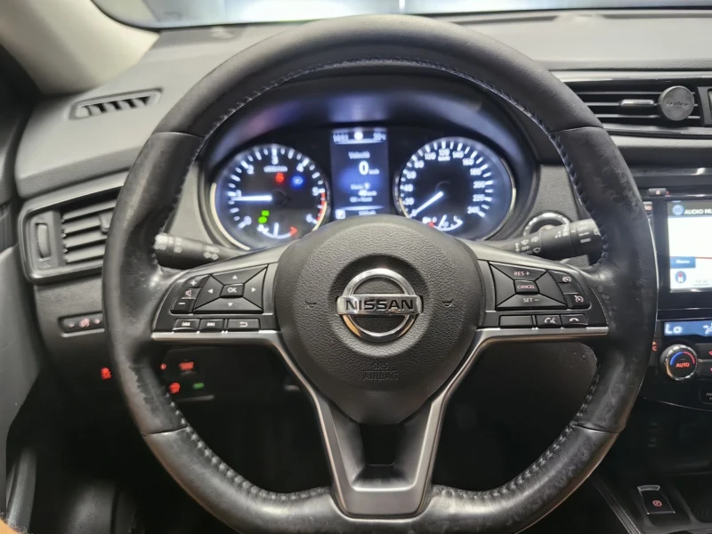 Nissan X-trail 1.6DCI* FACE* DISTR* BOSE* ПОДГРЕВ* КОЖА* PANO* 36, снимка 11 - Автомобили и джипове - 51433212