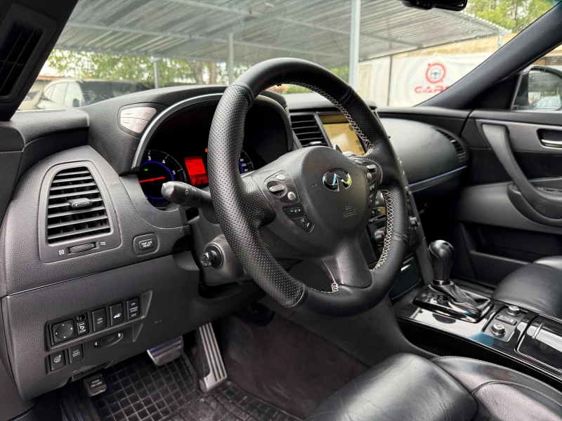 Infiniti Fx 30, снимка 11 - Автомобили и джипове - 52073481