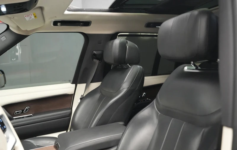 Land Rover Range rover Vogue D350 , снимка 10 - Автомобили и джипове - 52562805