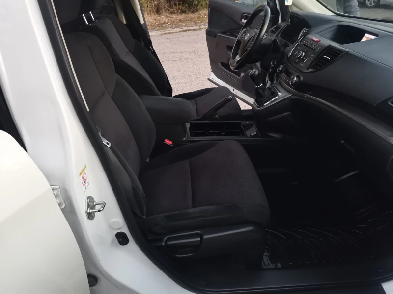Honda Cr-v 2.2 i-DTEC, снимка 15 - Автомобили и джипове - 53030006