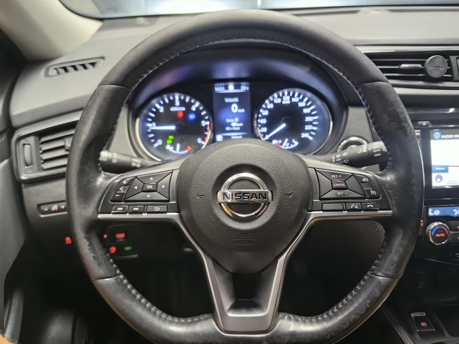 Nissan X-trail 1.6DCI* FACE* DISTR* BOSE* * * PANO* 36 | Mobile.bg   11