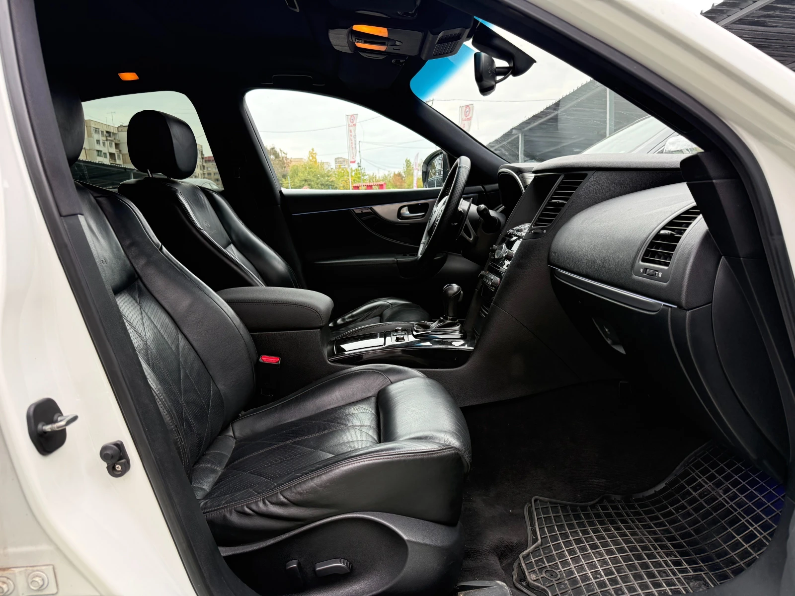 Infiniti Fx 30  - изображение 8