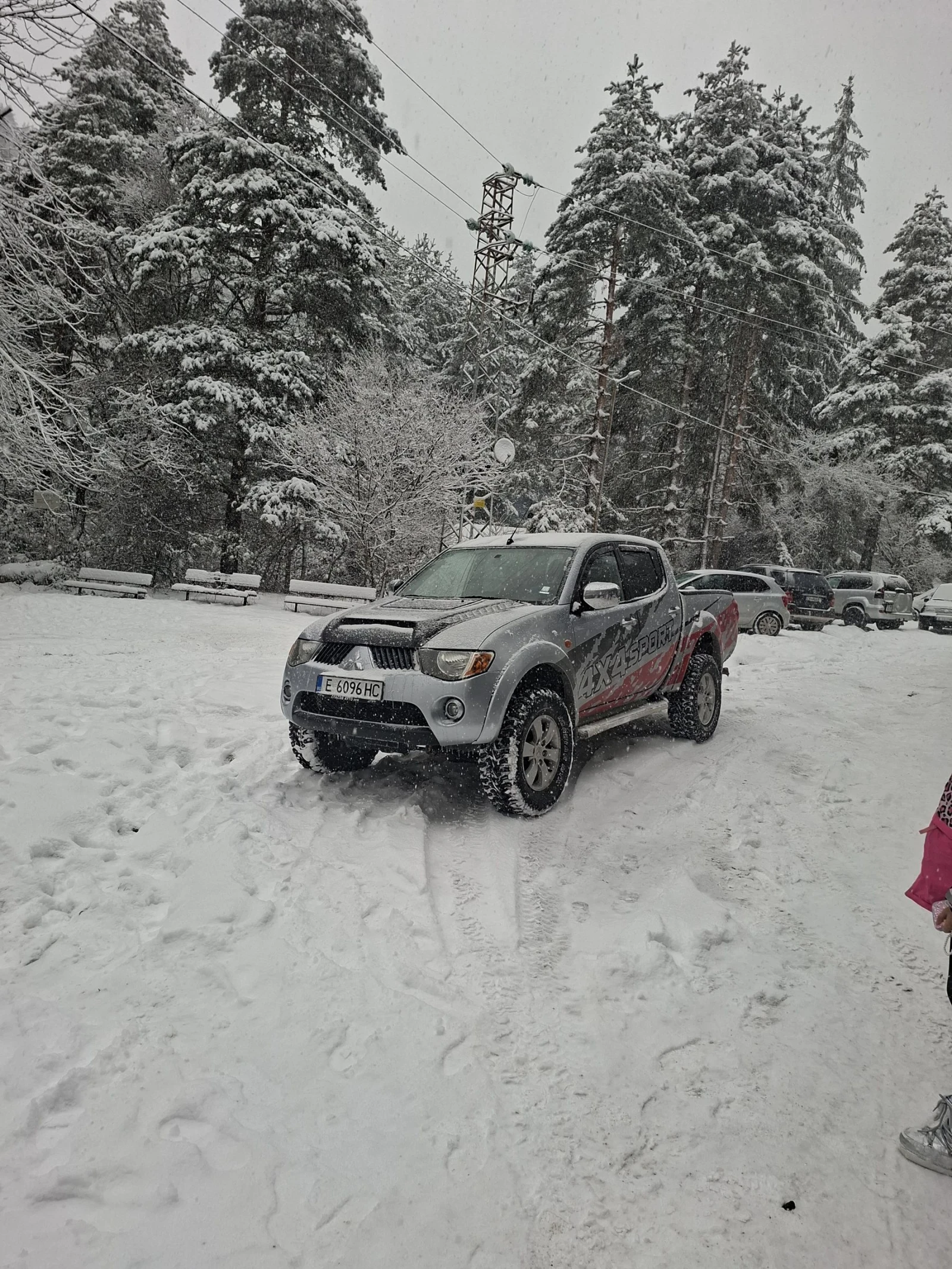 Mitsubishi L200, снимка 4 - Автомобили и джипове - 53799107