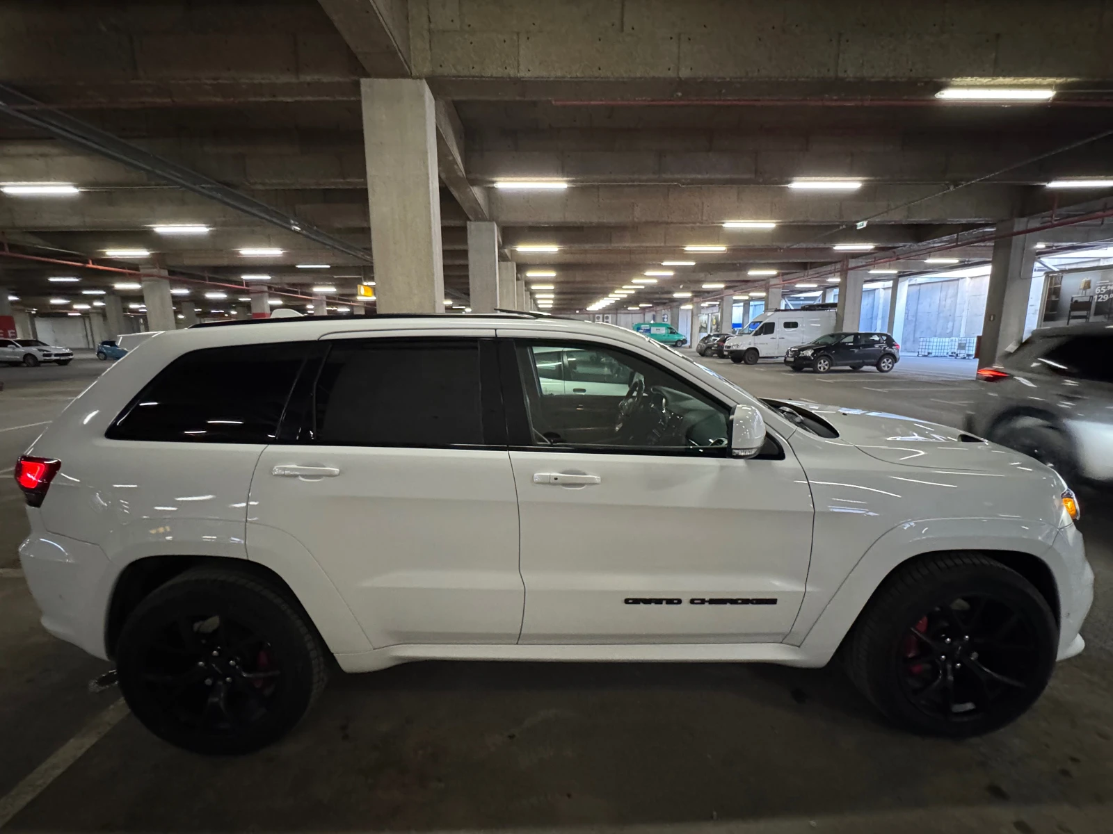 Jeep Grand cherokee SRT, снимка 5 - Автомобили и джипове - 53817348