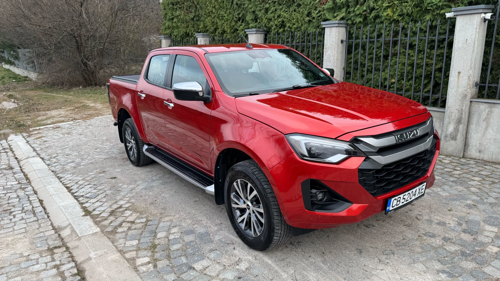 Isuzu D-max GRAVITY, снимка 2 - Автомобили и джипове - 53878210