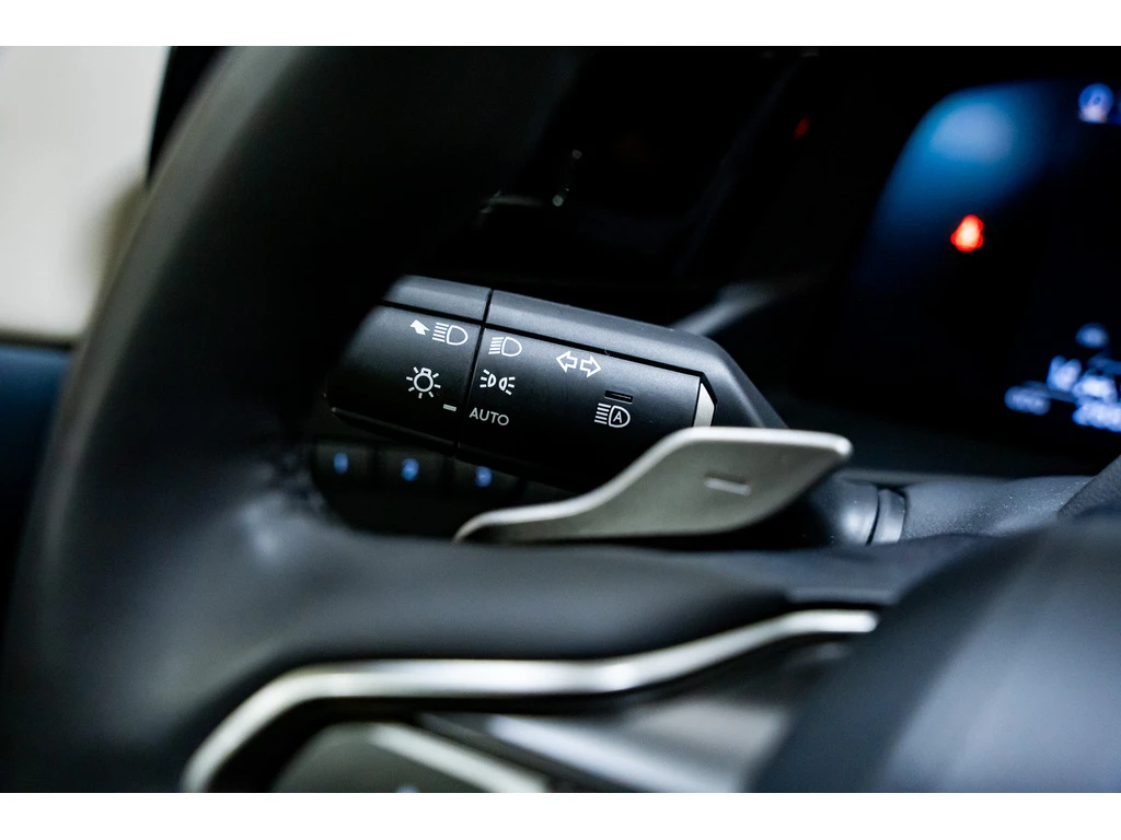 Lexus RZ 450E DIRECT4 TOIT PANO CUIR CRUISE ADAPT NAVIG | Mobile.bg � ����������� 12