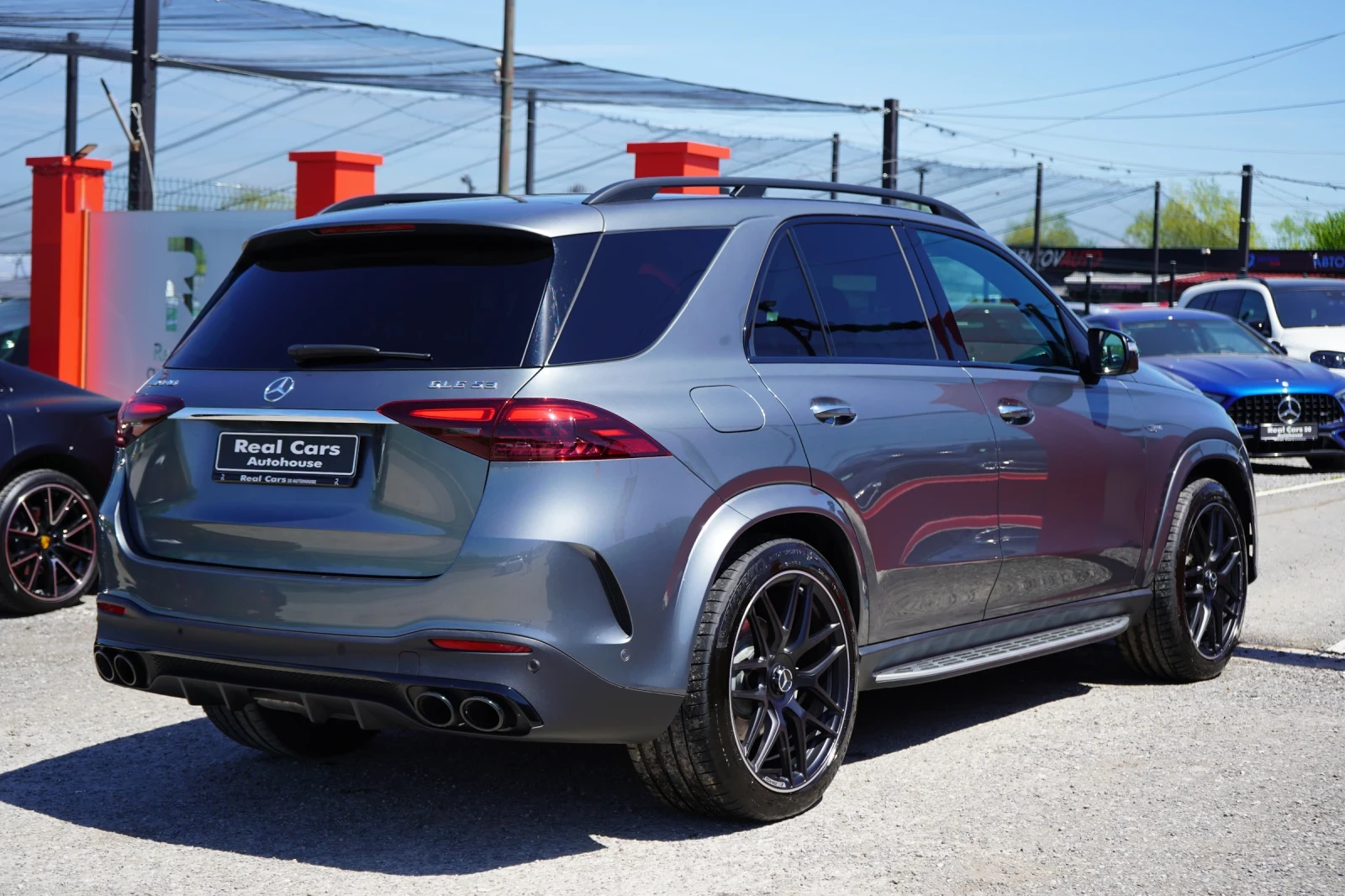 Mercedes-Benz GLE 53 4MATIC DISTR* PANO* BURM* KEYLESS* HUD* , снимка 4 - Автомобили и джипове - 54331571