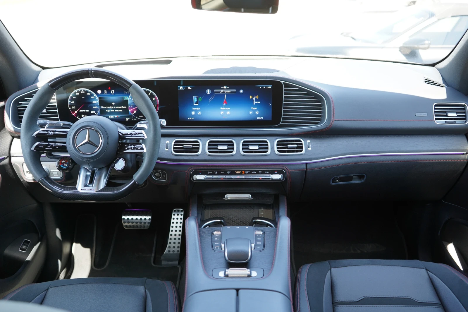 Mercedes-Benz GLE 53 4MATIC DISTR* PANO* BURM* KEYLESS* HUD* , снимка 13 - Автомобили и джипове - 54331571
