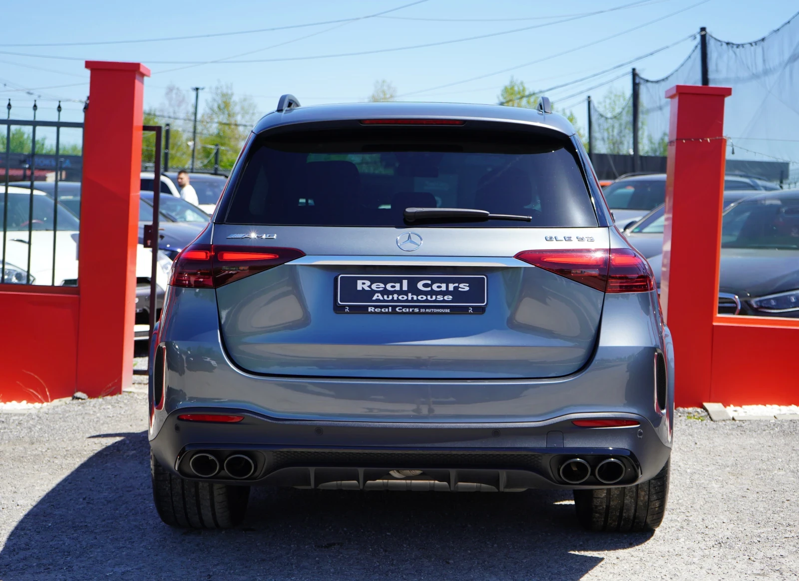 Mercedes-Benz GLE 53 4MATIC DISTR* PANO* BURM* KEYLESS* HUD* , снимка 5 - Автомобили и джипове - 54331571