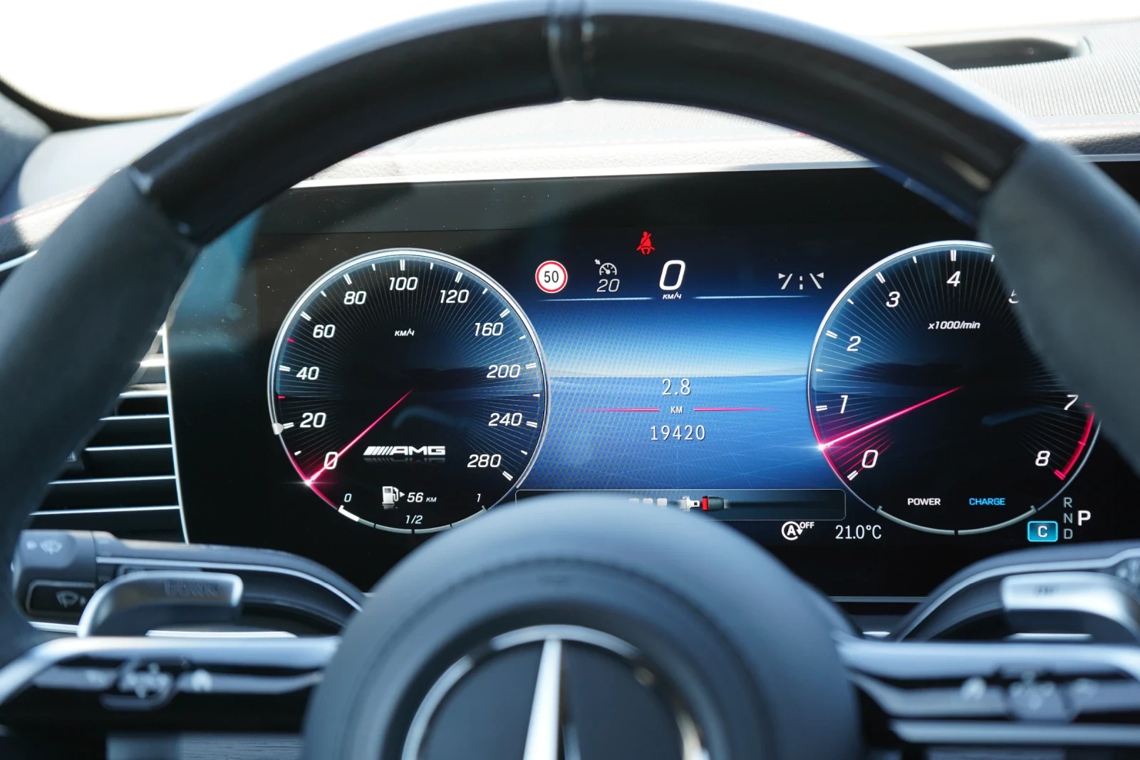 Mercedes-Benz GLE 53 4MATIC DISTR* PANO* BURM* KEYLESS* HUD* , снимка 9 - Автомобили и джипове - 54331571