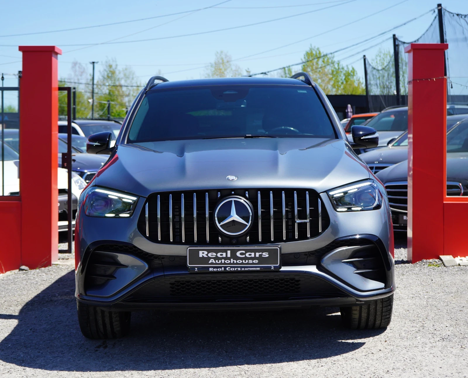 Mercedes-Benz GLE 53 4MATIC DISTR* PANO* BURM* KEYLESS* HUD* , снимка 2 - Автомобили и джипове - 54331571