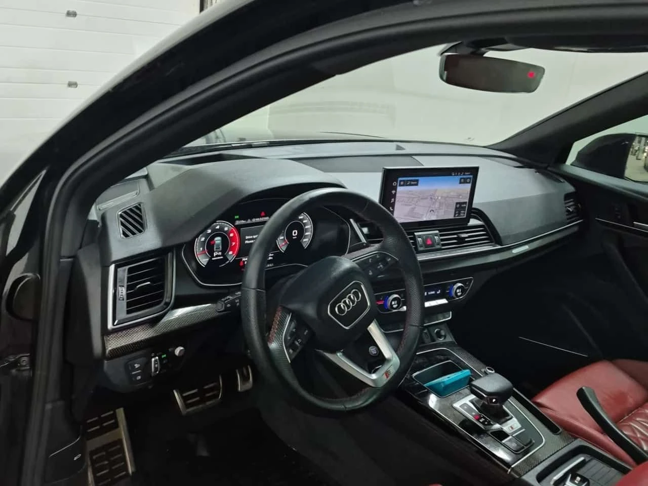 Audi SQ5 * TECHNIK * ДИСТРОНИК * 360 * 2 КЛЮЧА, снимка 10 - Автомобили и джипове - 54415845
