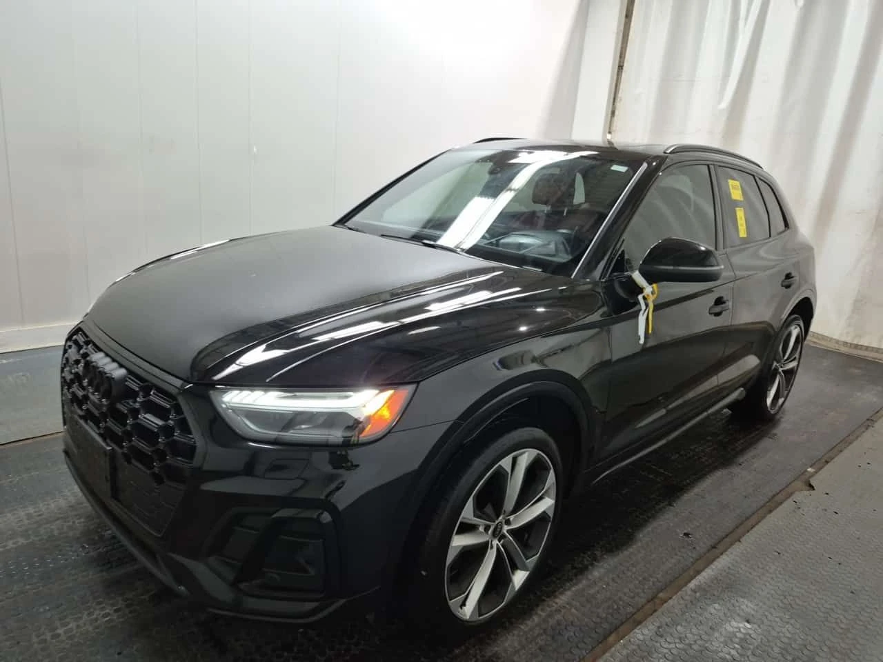 Audi SQ5 * TECHNIK * ДИСТРОНИК * 360 * 2 КЛЮЧА