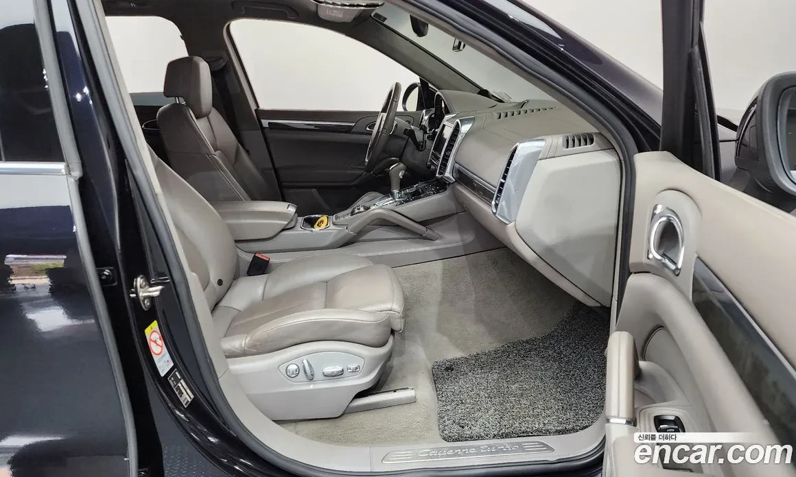 Porsche Cayenne TURBO* 500+ * ОБДУХ* ЛИЗИНГ, снимка 10 - Автомобили и джипове - 54611531