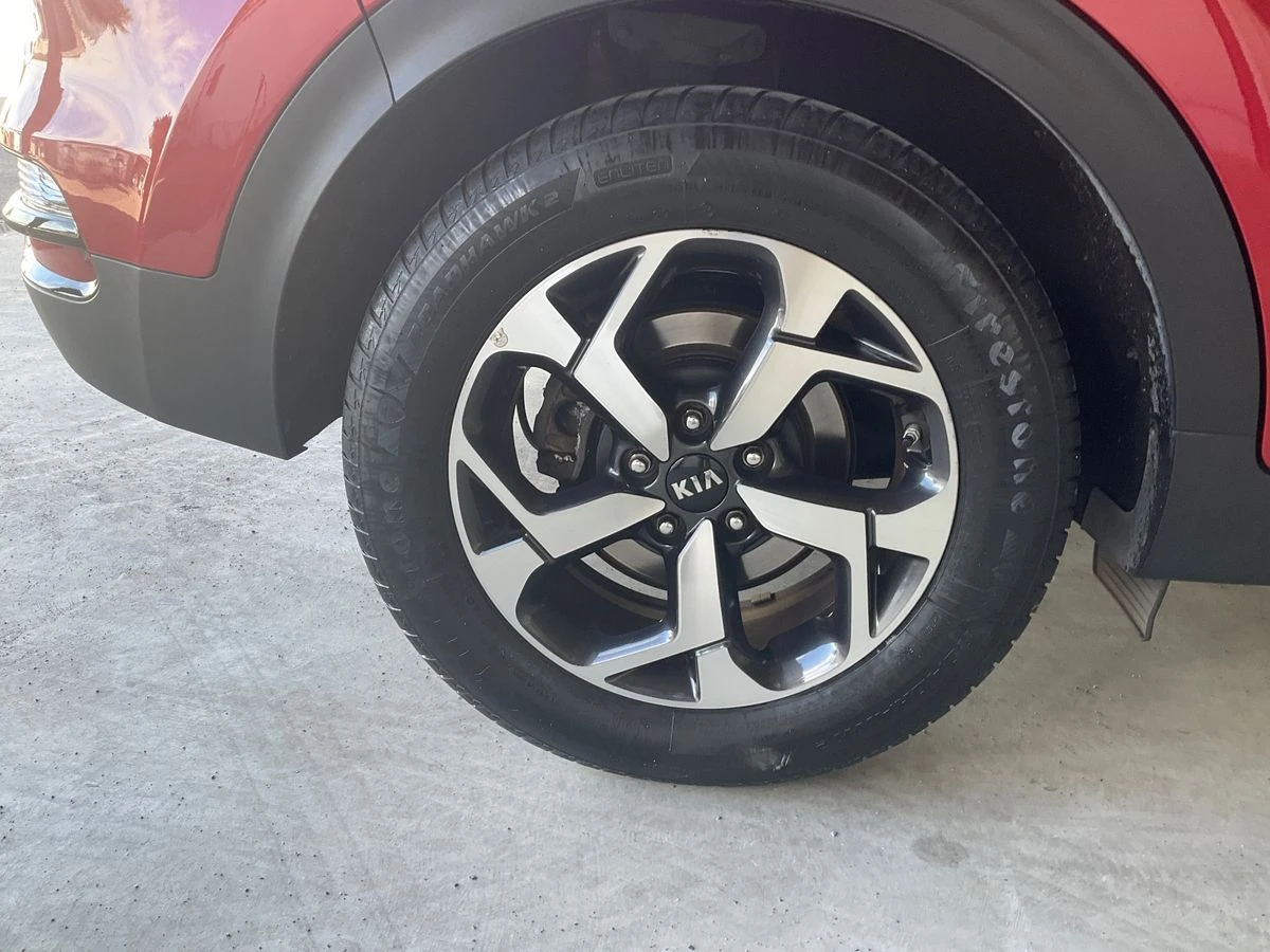 Kia Sportage 1.6 LPG, снимка 5 - Автомобили и джипове - 54978176