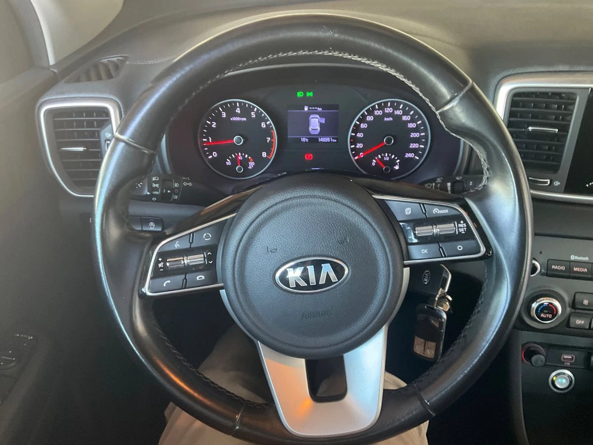 Kia Sportage 1.6 LPG, снимка 11 - Автомобили и джипове - 54978176