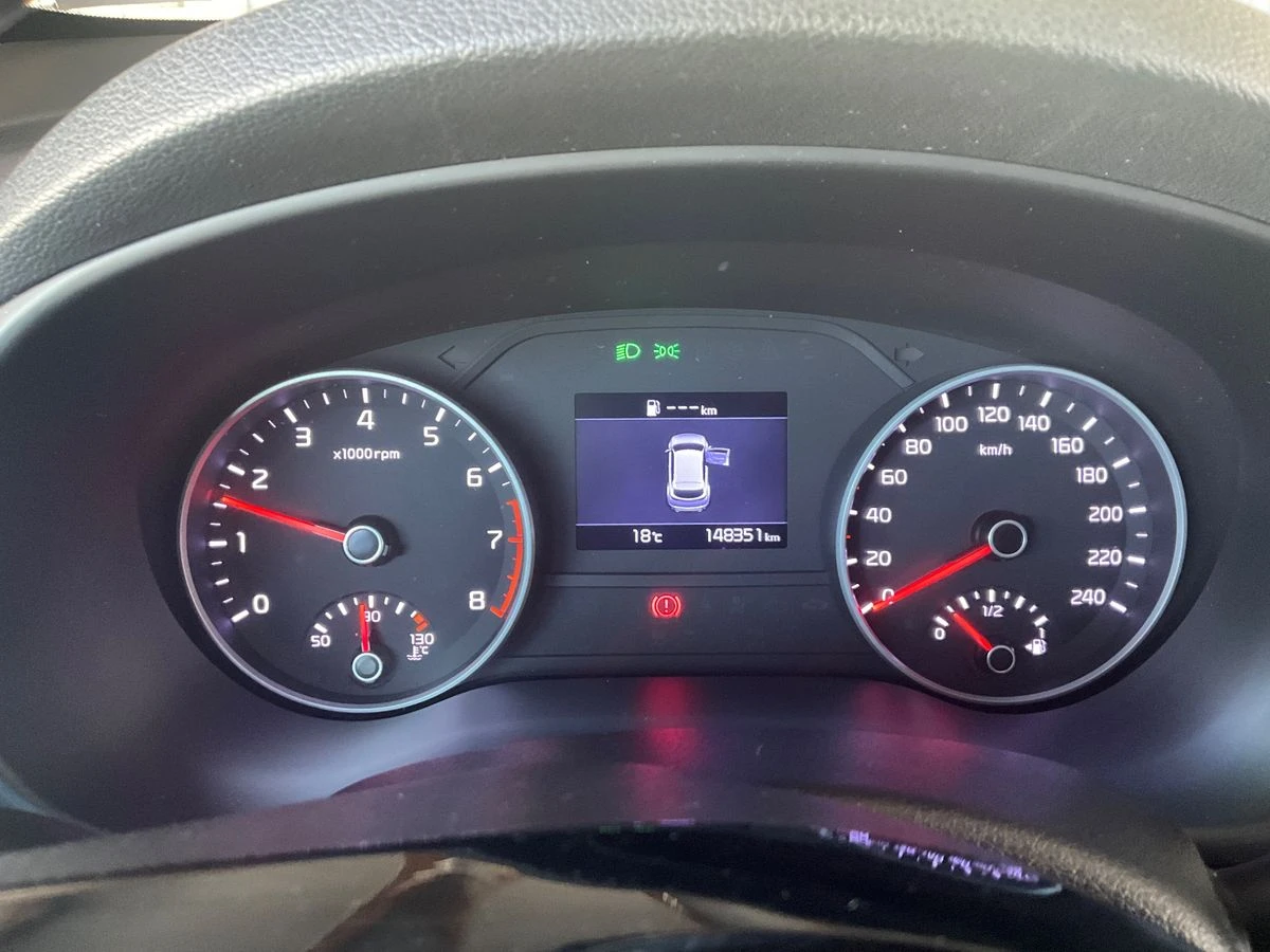 Kia Sportage 1.6 LPG, снимка 16 - Автомобили и джипове - 54978176