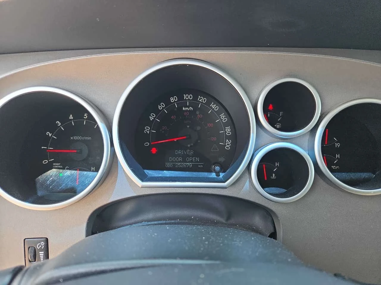 Toyota Sequoia * Platinum * CARFAX * ЦЕНА ДО БГ, снимка 8 - Автомобили и джипове - 55250757