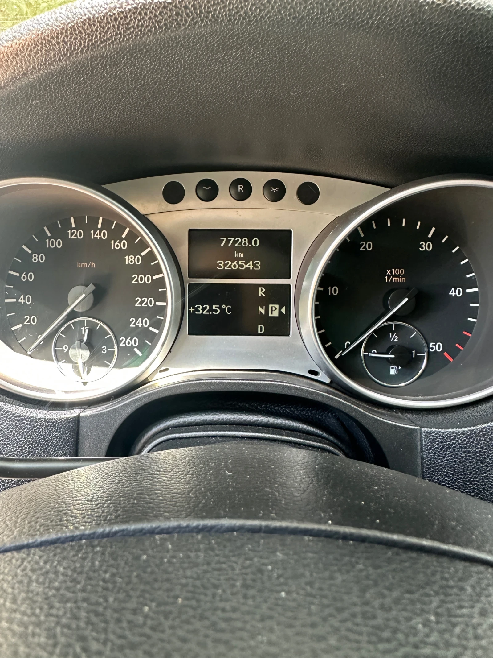 Mercedes-Benz ML 320 W164, снимка 8 - Автомобили и джипове - 55590685