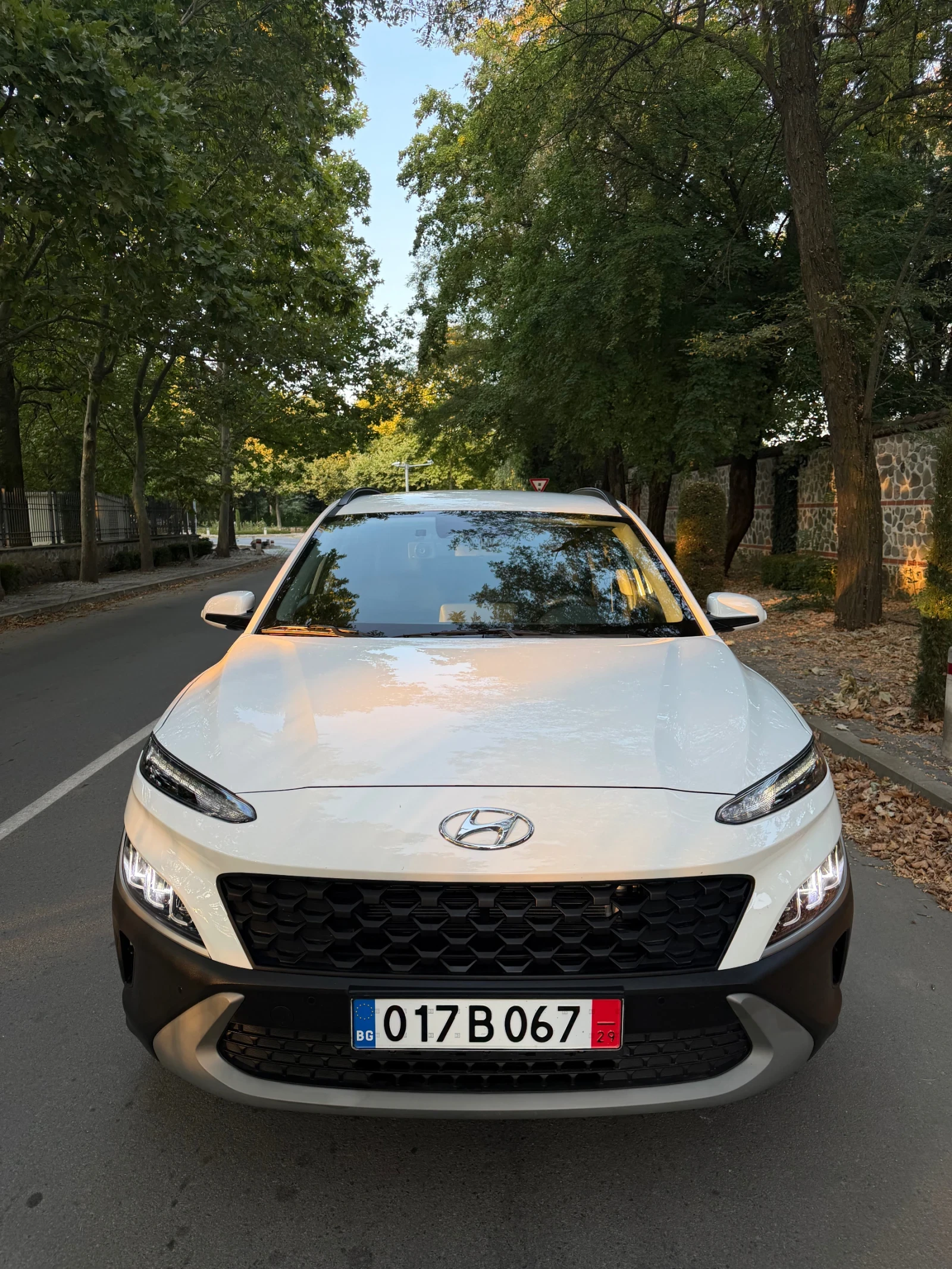 Hyundai Kona 1.6/Hybrid/13.500Km, снимка 2 - Автомобили и джипове - 55608606