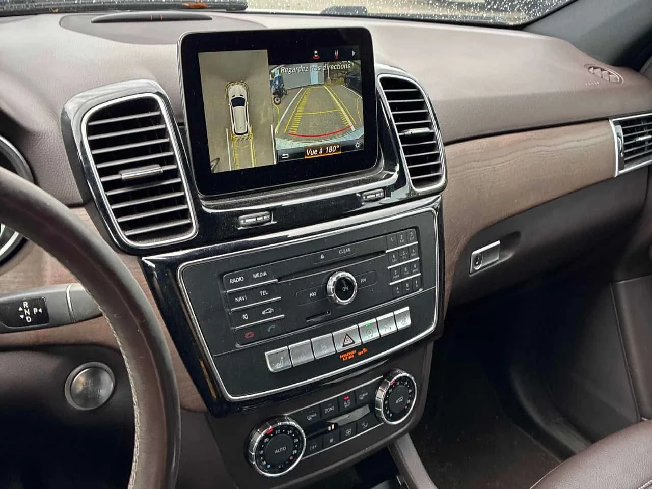 Mercedes-Benz GLE 350 * 350d * ЛИЦЕНЗИРАН ДИЛЪР * CARFAX, снимка 9 - Автомобили и джипове - 55647971