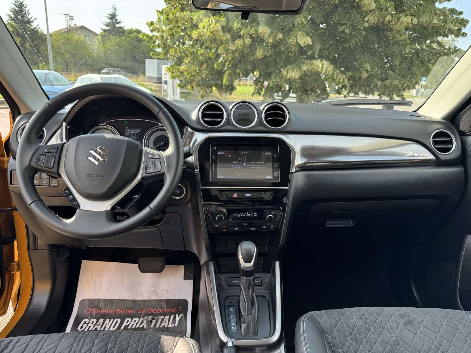 Suzuki Vitara 1.5 FULL HYBRID, снимка 14 - Автомобили и джипове - 55705169