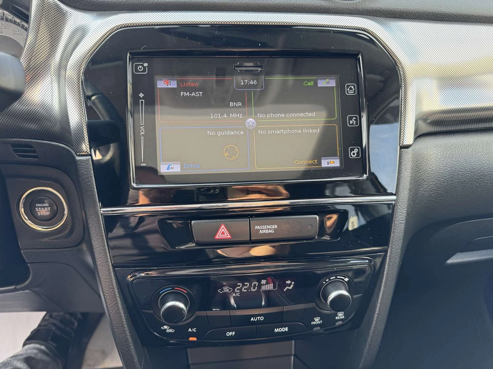 Suzuki Vitara 1.5 FULL HYBRID, снимка 16 - Автомобили и джипове - 55705169