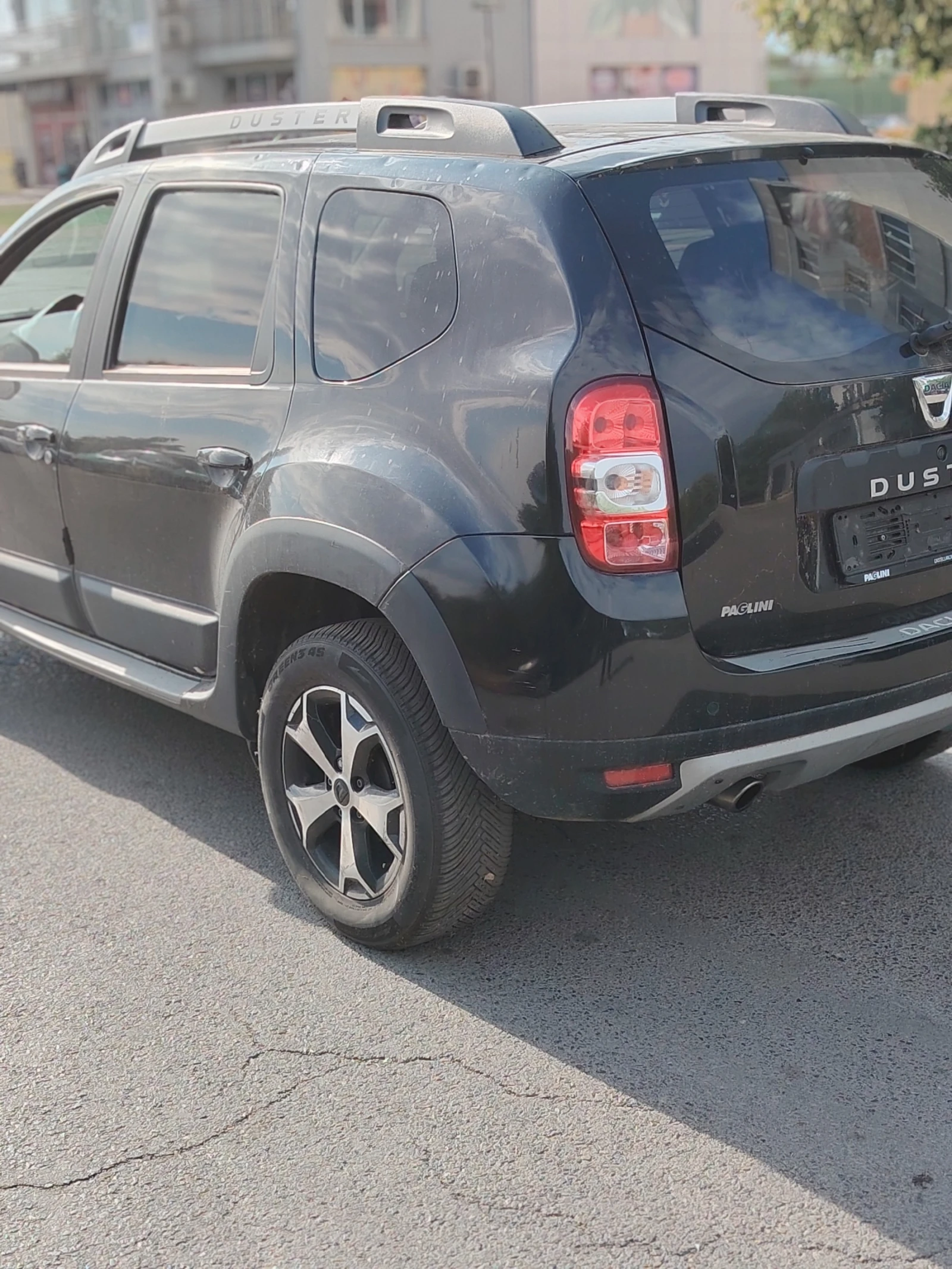 Dacia Duster Navi, Кamera, снимка 7 - Автомобили и джипове - 55943684