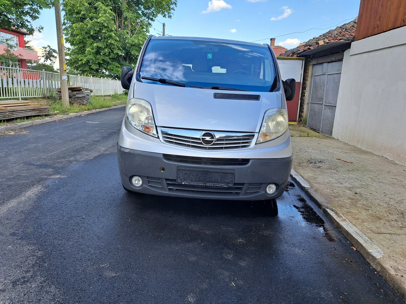 Renault Trafic 6 места Опел Виваро  - изображение 2