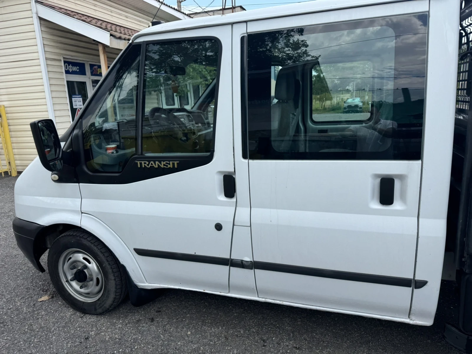 Ford Transit 6+ 1 места 2.2 DCI  Перфектен , снимка 2 - Камиони - 55324372