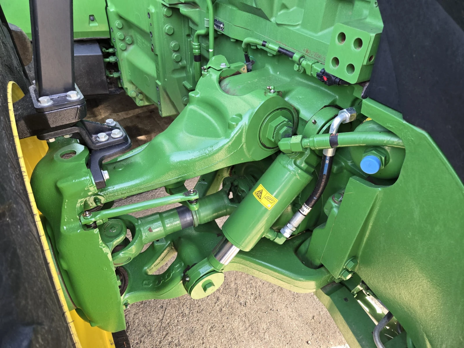 Трактор John Deere 8R 370 E-23 POWER SHIFT НАВИГАЦИЯ ЛИЗИНГ, снимка 6 - Селскостопанска техника - 56273460