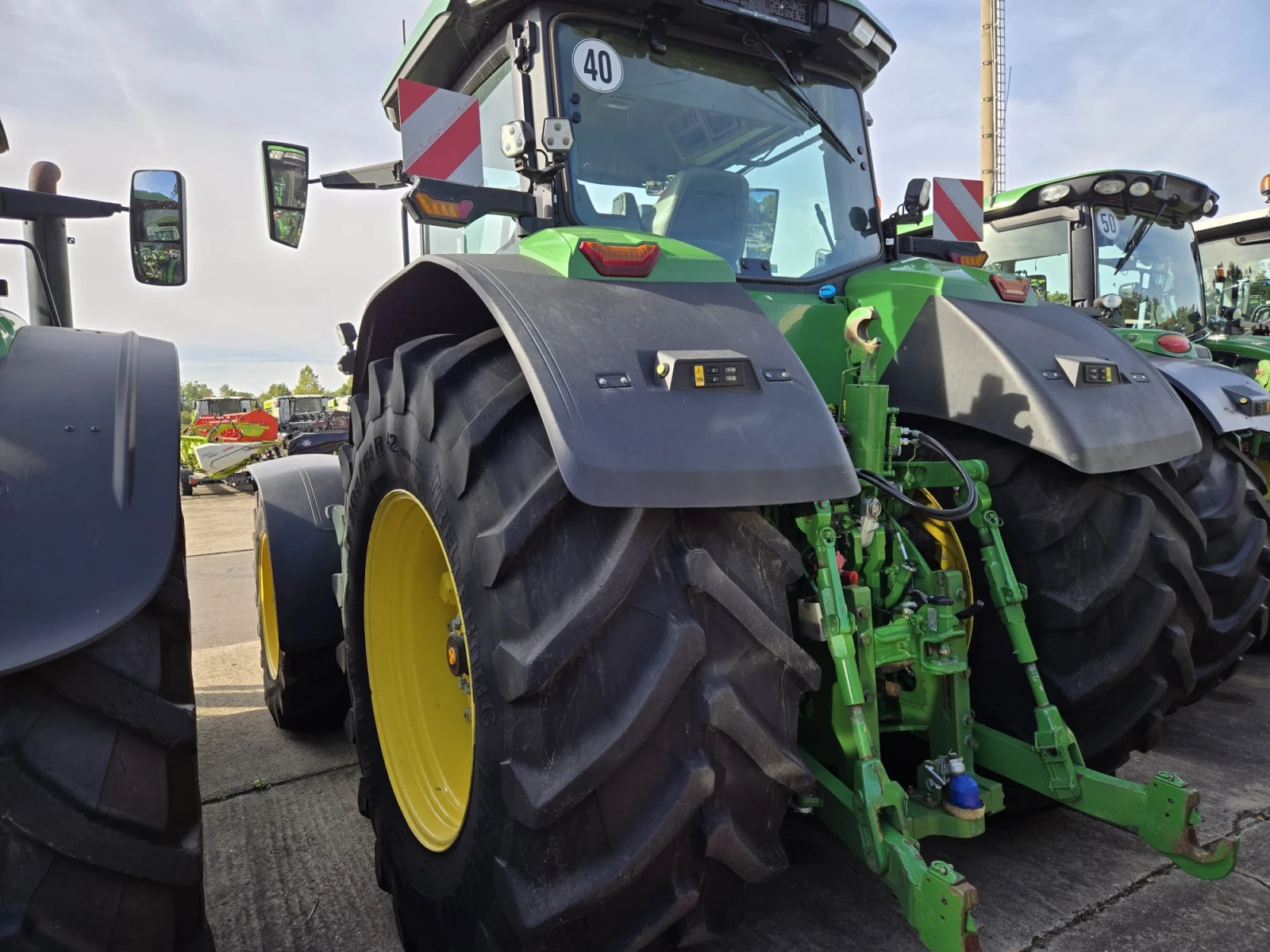 Трактор John Deere 8R 370 E-23 POWER SHIFT НАВИГАЦИЯ ЛИЗИНГ, снимка 4 - Селскостопанска техника - 56273460
