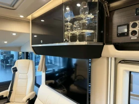 Кемпер Concorde Charisma 3.0 207к.с. AT8 Iveco FULL, снимка 8